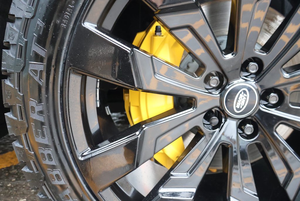 Land Rover Defender 110 2026 HARDTOP S  BIG SPEC WITH UPGRADE SVR FRONT AND REAR SEATS  BY SEEKER  16