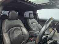 Mini Hatch JOHN COOPER WORKS 18