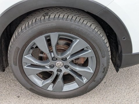 Vauxhall Grandland X 1.5 Turbo D SRi Nav Euro 6 (s/s) 5dr 28