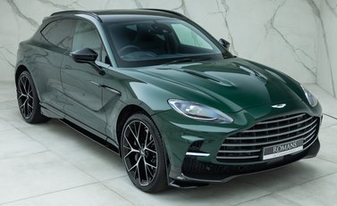 Aston Martin DBX 707 8