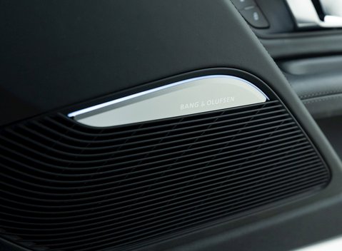 Audi R8 V10 Performance Carbon Black 17