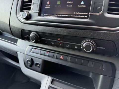 Vauxhall Vivaro 3100 75kWh Dynamic Panel Van 6dr Electric Auto L1 H1 (7.4kW Charger) (136 p 29
