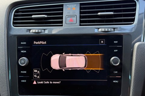 Volkswagen Golf MATCH TSI EVO - TWO OWNERS - APPLE CARPLAY - ADAPTIVE CRUISE  40