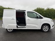 Toyota Proace City L1 Design 100 ps EAT8 Automatic Panel Van 10