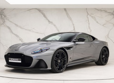 Aston Martin DBS Superleggera 6
