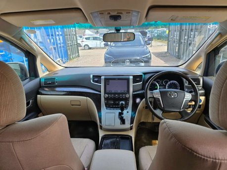 Toyota Alphard Auto+Hybrid+7Seats+Clean 5