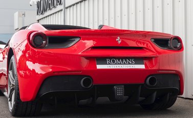 Ferrari 488 Spider 24