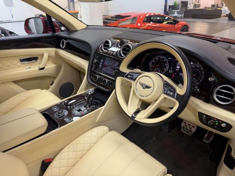 Bentley Bentayga 6.0 W12 SUV 5dr Petrol Auto 4WD Euro 6 (s/s) (608 ps) 72