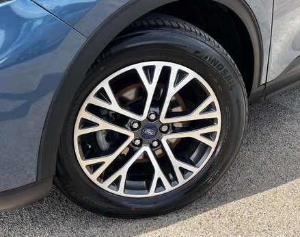 Ford Kuga 1.5 Kuga Titanium Edition 5dr 3