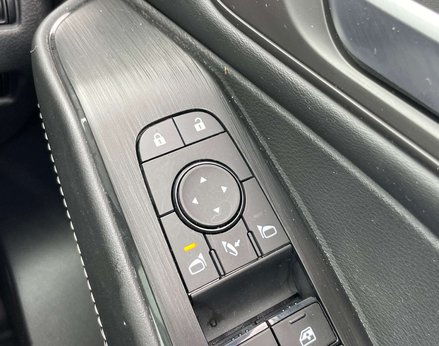 Nissan Qashqai 1.3 Qashqai N-Connecta DiG-T MHEV 5dr 62