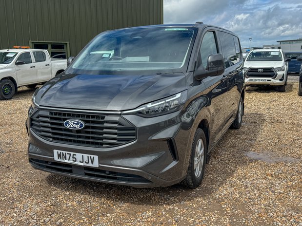 Ford Transit Custom Crew Cab AUTO SWB L1H1 Limited 320 Air Con Alloys Camera Sensors EURO 6 3