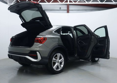 Audi Q3 1.5 TFSI CoD 35 S line Sportback 5dr Petrol S Tronic Euro 6 (s/s) (150 ps) 60