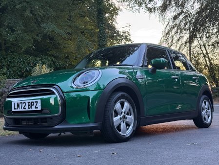 Mini Hatch COOPER CLASSIC 22