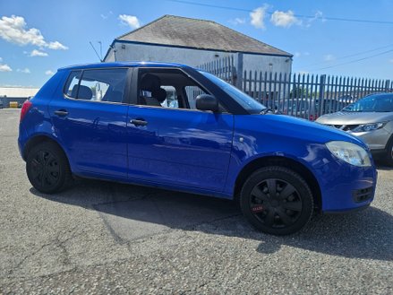 2009 SKODA FABIA LEVEL 1 HTP YEAR 2009 59 MILEAGE 107,000 MILES BODY TYPE HATCHBACK... photo