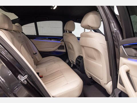 BMW 5 Series 3.0 540i GPF M Sport Auto xDrive Euro 6 (s/s) 4dr 36