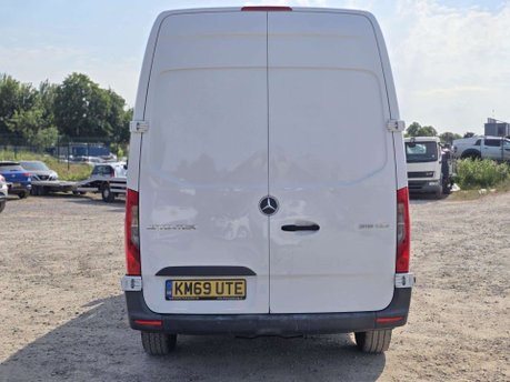 Mercedes-Benz Sprinter 2.1 316 CDI Panel Van 5dr Diesel Manual RWD L2 H2 Euro 6 (163 ps) 7