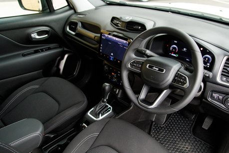 Jeep Renegade ALTITUDE