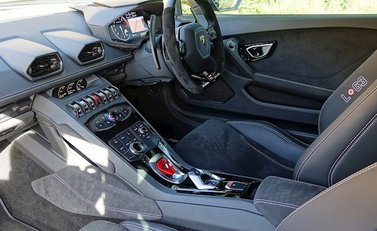 Lamborghini Huracan Avio 11