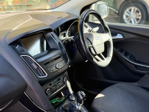 Ford Focus 1.5 TDCi Titanium Euro 6 (s/s) 5dr 9