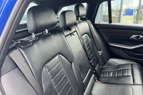 BMW 3 Series 330E M SPORT 25