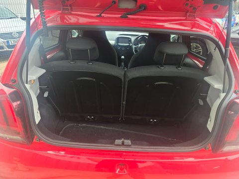 Peugeot 108 PURETECH ALLURE 10