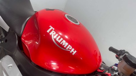 Triumph TT 2001 ONLY 9K NEW MOT 600CC INLINE 4 SPORTS BIKE 9