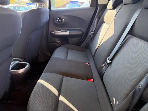 Nissan Juke 1.6 Acenta CVT Euro 5 5dr 35