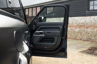 Land Rover Defender 3.0 D250 MHEV HSE Auto 4WD Euro 6 (s/s) 5dr 27