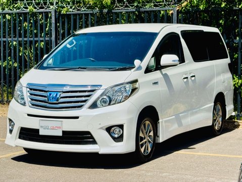 Toyota Alphard Hybrid 1
