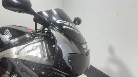 Honda CBR CBR918 1997 ONLY 21K RUNNING SPORTS PROJECT BIKE CLASSIC 24