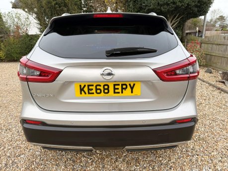 Nissan Qashqai 1.6 dCi Tekna Euro 6 (s/s) 5dr 10