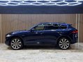 Jaguar F-Pace 2.0 F-Pace R-Sport AWD D Auto 4WD 5dr 33