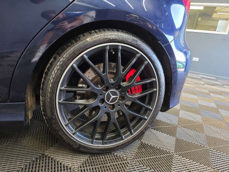 Mercedes-Benz A Class 2.0 A45 AMG Hatchback 5dr Petrol SpdS DCT 4MATIC Euro 6 (s/s) (360 ps) 26