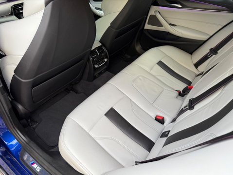 BMW M5 4.4 V8 Steptronic xDrive Euro 6 (s/s) 4dr 36