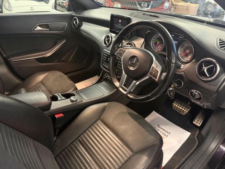 Mercedes-Benz CLA Class 2.1 CLA220 CDI AMG Sport Coupe 7G-DCT Euro 6 (s/s) 4dr 29