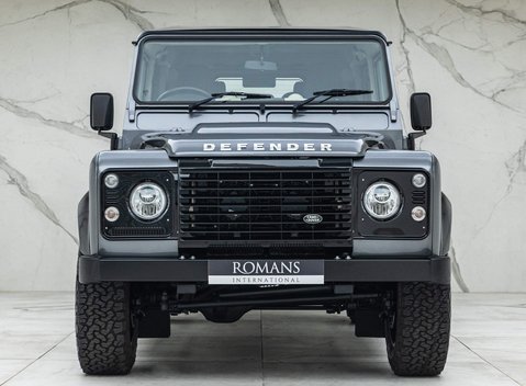Land Rover Defender 110 Works V8 70th Edition 20