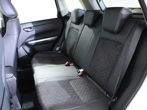 Suzuki Vitara 1.4 Boosterjet MHEV 109 Ultra 5dr Auto 33