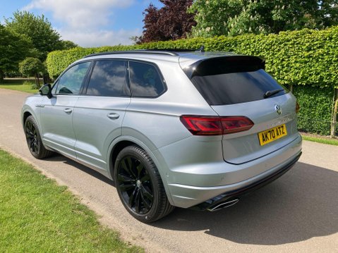 Volkswagen Touareg 3.0 TDI V6 Black Edition Tiptronic 4Motion Euro 6 (s/s) 5dr 3