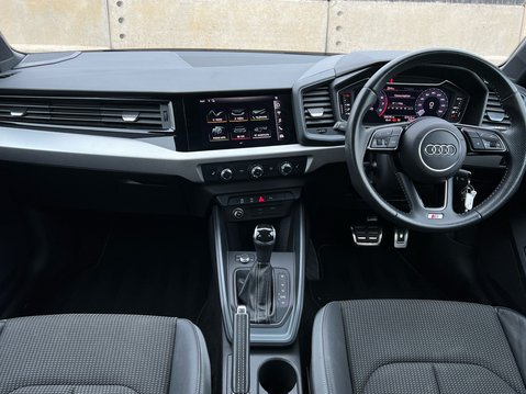 Audi A1 SPORTBACK TFSI S LINE 10