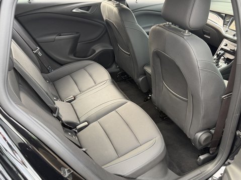 Vauxhall Astra 1.4T 16V 150 Elite Nav 5dr Auto 35
