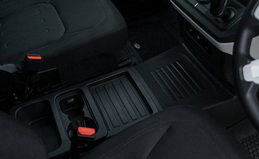 Land Rover Defender 90 Hard Top D200 16