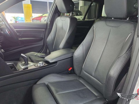 BMW 3 Series 2.0 320i Sport Touring Auto xDrive Euro 6 (s/s) 5dr 25