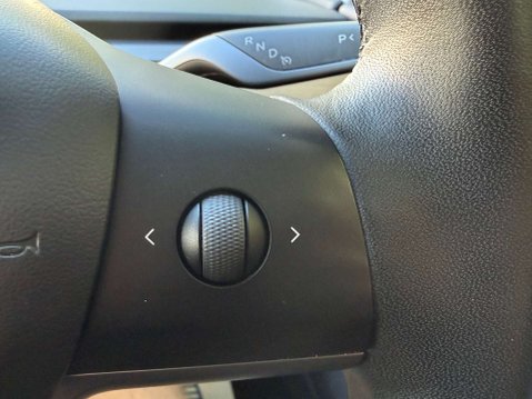 Tesla Model 3 Model 3 Long Range AWD 4WD 4dr 36