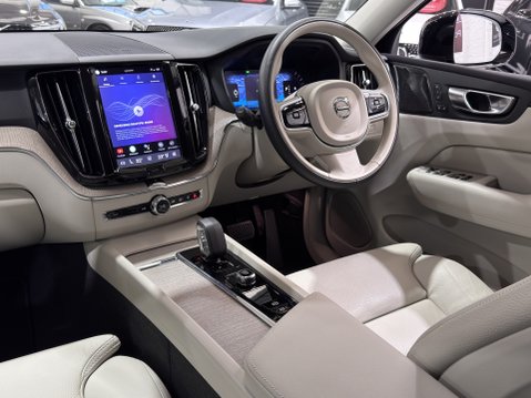 Volvo XC60 B4 PLUS MHEV 31