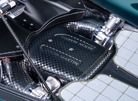 Aston Martin Valkyrie 64