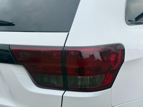 Jeep Grand Cherokee 3.0 V6 CRD S Limited Auto 4WD Euro 5 5dr 35