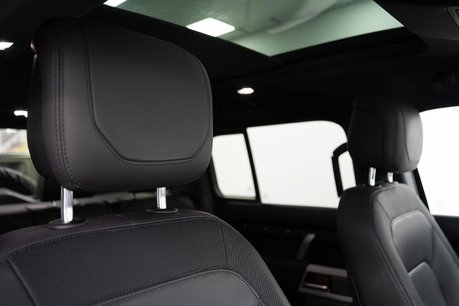 Land Rover Defender 3.0 D250 MHEV XS Edition SUV 5dr Diesel Auto 4WD Euro 6 (s/s) (250 ps) 3