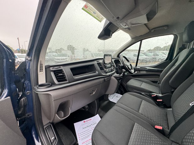 Ford Transit Custom SWB L1H1 Low Roof Trend 280 Air Con EURO 6 11