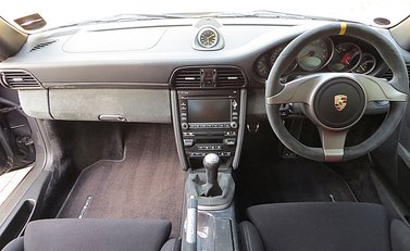 Porsche 911 (997) GT3 RS 22