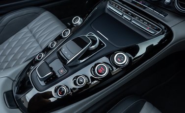 Mercedes-Benz Amg GT C EDITION 50 Roadster 26